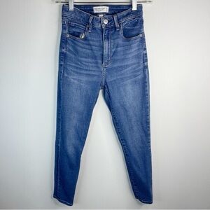 ABERCROMBIE & FITCH Women’s Super Skinny High Rise Jeans Dark Blue Size 26/2s